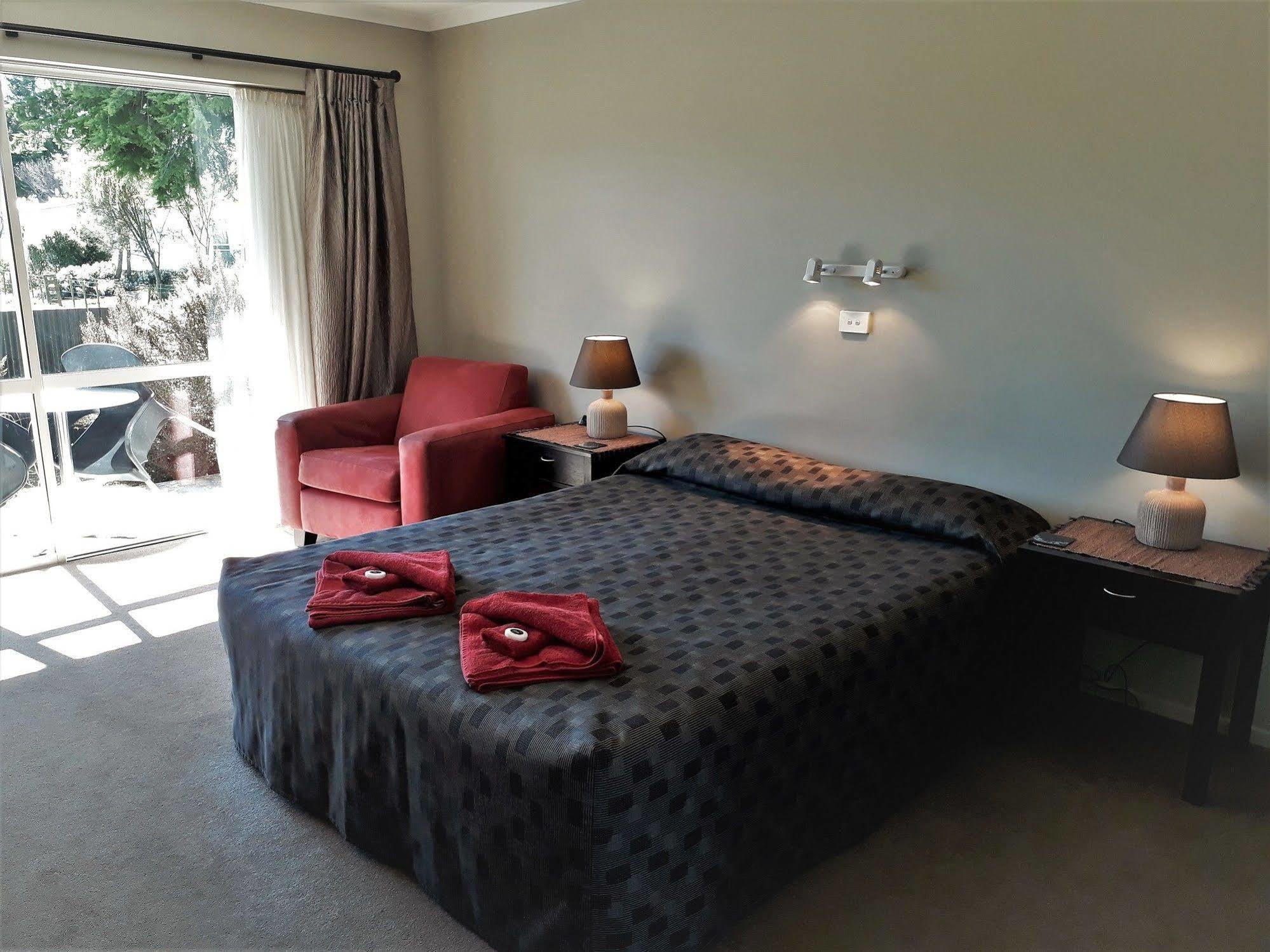 Mohua Motels Takaka Extérieur photo
